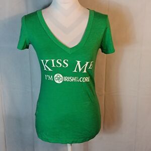 Kiss Me I'm Irish Women's V-neck Tee
